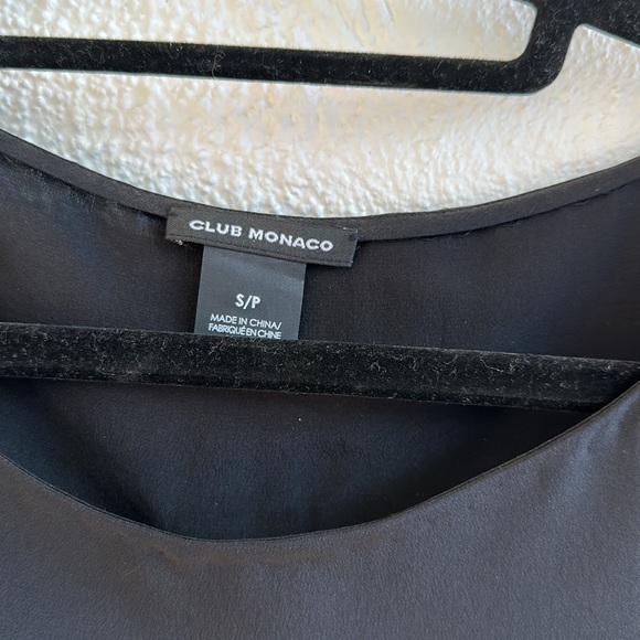 Club Monaco silk semi sheer, long sleeves Blouse size Small - Picture 4 of 11
